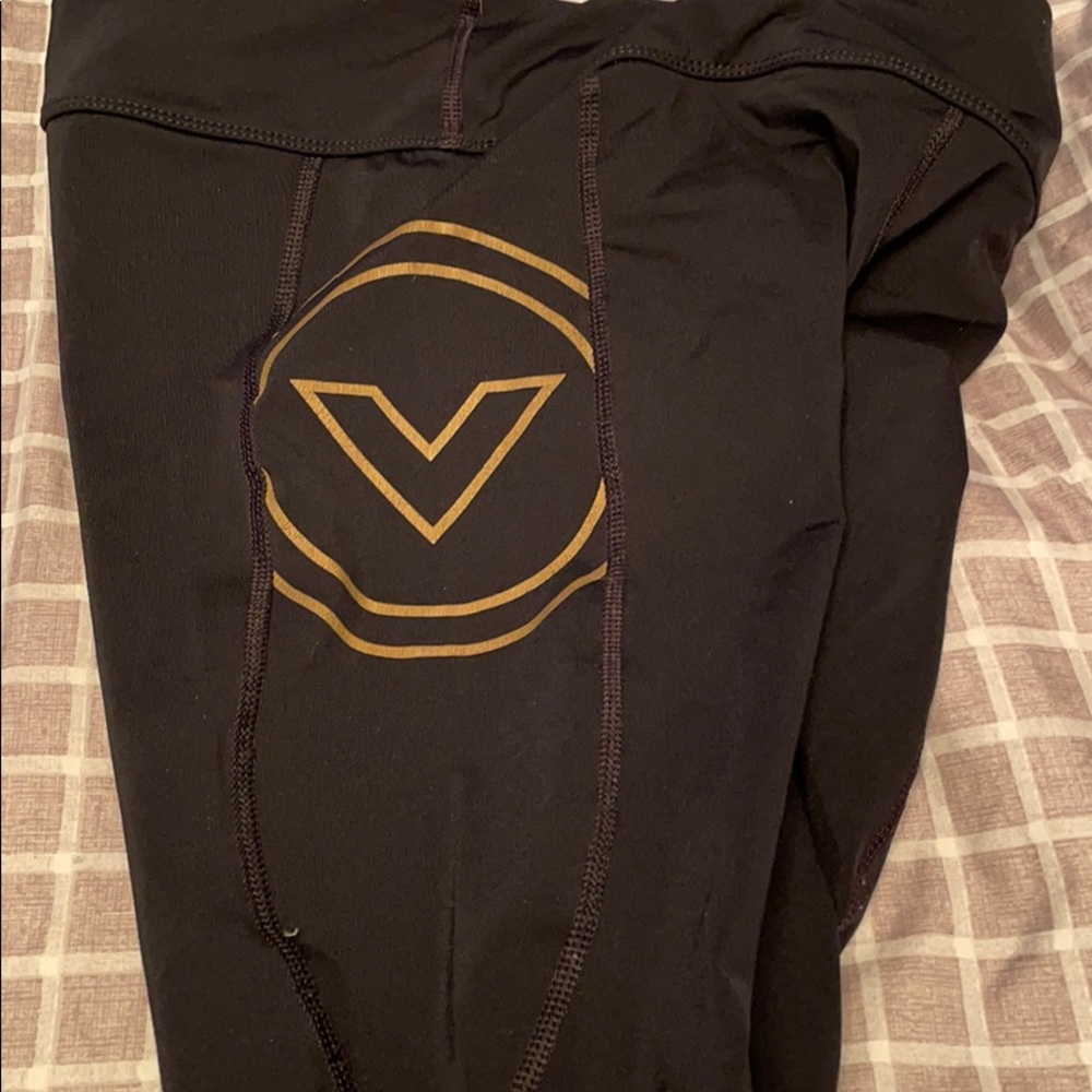 Virus Cropped Compression Pants - image 3